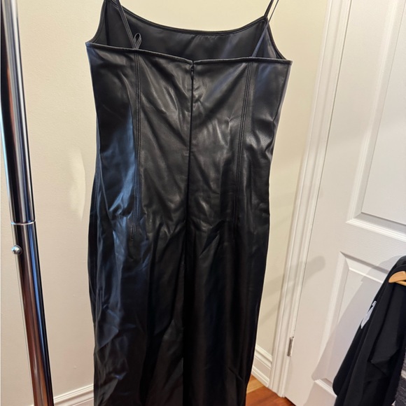 Theory faux leather body con dress. Hits below knees. Slim fit - Picture 4 of 7